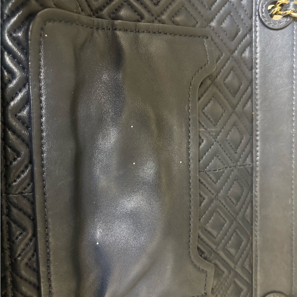 Tory Burch Navy Marion Quilted Bag - Picture 11 of 14